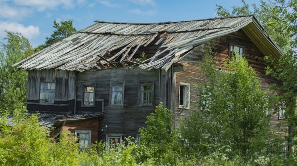 Cottage Demolition in Saint Joseph